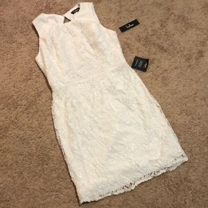 Lulu’s White Lace Backless Bodycon Dress
